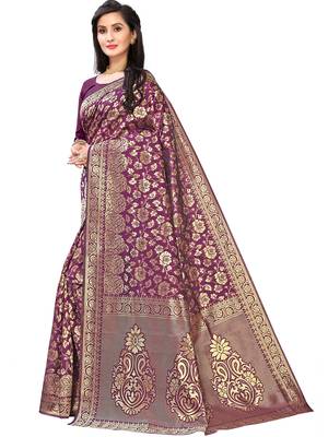 Leeza Store Women's Hot Pink Silk Blend Jacquard Golden Zari Woven Traditional  Banarasi StyleSaree  2