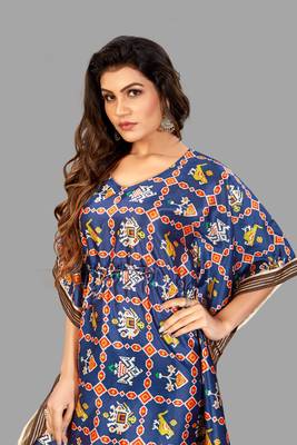 Zarna Silk Kaftan 5