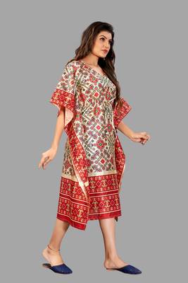 Zarna Silk Kaftan 4