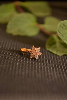 Sizzling gold floral diamond cubic zirconia clipon nose-ring or nosepin