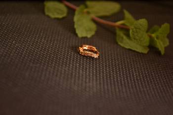 Designer Gold diamond nosering or nosepin 1