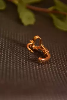 Designer Stone Gold nose-ring or Nose Pin