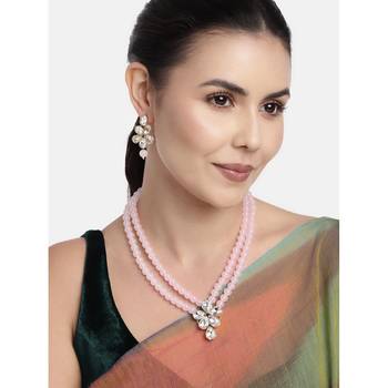 Traditional Kundan & Pearl Studded Necklace Jewellery Set For Women  1
