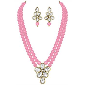 Traditional Kundan & Pearl Studded Necklace Jewellery Set For Women  2