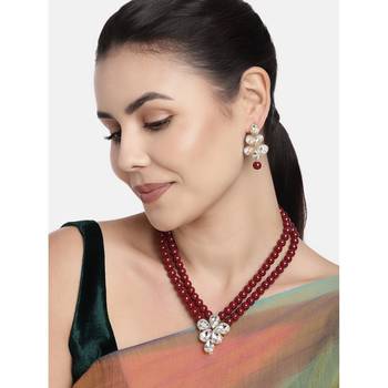 Traditional Kundan & Pearl Studded Necklace Jewellery Set For Women  1