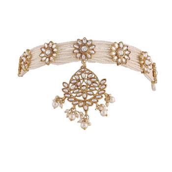 Traditional Floral Kundan Pearl Studded Rajasthani Sheeshphool/ Mathapatti for Women  2