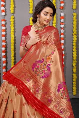 Red Woven Paithani Silk Blend Saree With Blouse 4