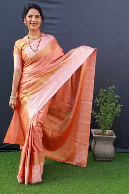 Peach woven kanchipuram silk saree with blouse 3