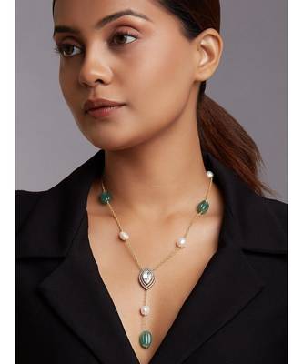 White Fresh Water Pearl Necklace With Green Jade Tumbles 1
