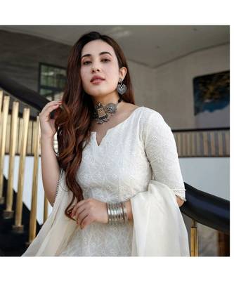 Off White Lucknowi Chikankari With Embroidery Cotton Kurta Partywear Gown With Dupatta 3