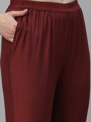 Maroon embroidered cotton silk Kurta Sets 5