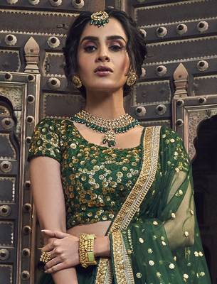 Captivating Green zari & sequins embroidered net Wedding Lehenga 5
