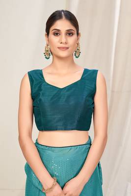 Turquoise plain chiffon saree with blouse 4