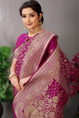Wine woven Faux kanchipuram silk saree with blouse 3