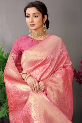 Light pink woven Faux kanchipuram silk saree with blouse 3