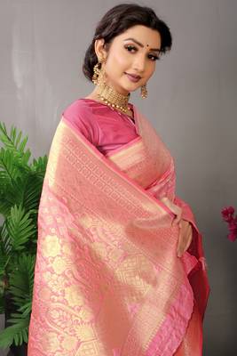 Light pink woven Faux kanchipuram silk saree with blouse 4