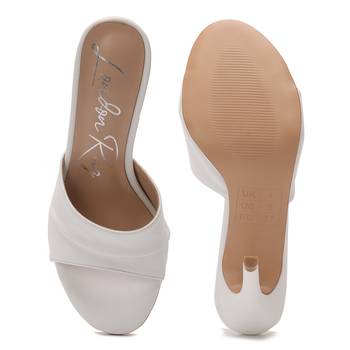White High Heeled Sandals 5