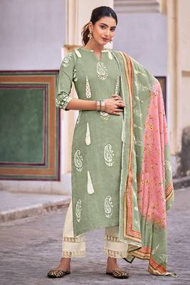 Majestic green batik printed salwar suit dupatta 1
