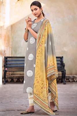 Mesmeric grey batik printed salwar suit dupatta 1