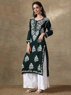 Hand Embroidered Dark Green Cotton Lucknowi Chikankari Kurti 4