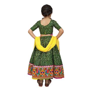 Aglare Beautiful cotton  lehenga choli,navratri collaction for small girls.Green 3