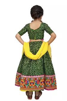 Aglare Beautiful cotton  lehenga choli,navratri collaction for small girls.Green