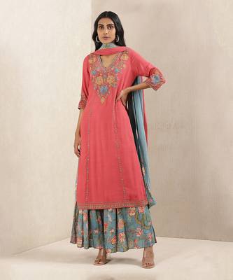 Red Embroidered Kurta With Pant And Dupatta 1