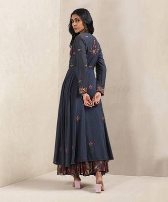 Blue Embroidered Kurta Set 3