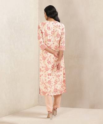Pink Printed Kurta With Pant And Dupatta 3