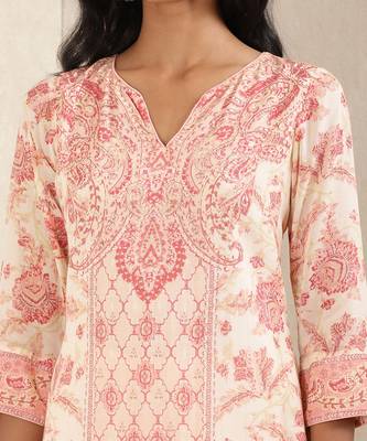 Pink Printed Kurta With Pant And Dupatta 5