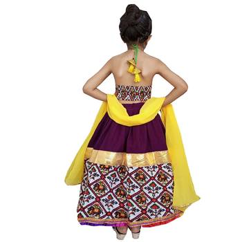 Aglare Beautiful cotton  lehenga choli,navratri collaction for small Kids  white 2