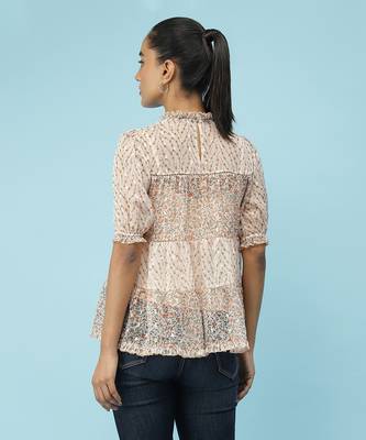 Round Neck Half Sleeves Printed Short Top With Camisole 3