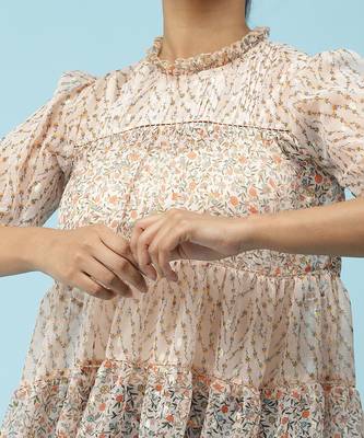 Round Neck Half Sleeves Printed Short Top With Camisole 5