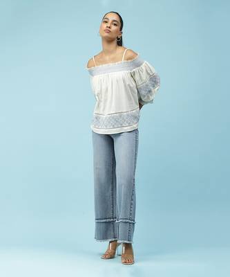 Off-Shoulder Solid Short Top 1