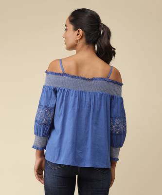 Off-Shoulder Solid Short Top 3