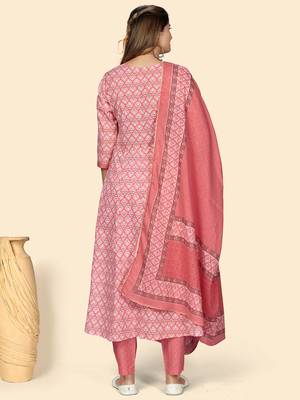Vbuyz Women'S Print & Gota Patti Anarkali Cotton Peach Stitched Kurta Pant With Dupatta 3