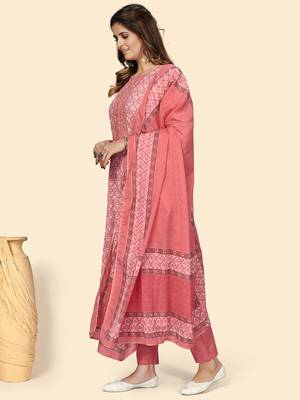 Vbuyz Women'S Print & Gota Patti Anarkali Cotton Peach Stitched Kurta Pant With Dupatta 4