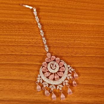 Pink onyx maang-tikka 1