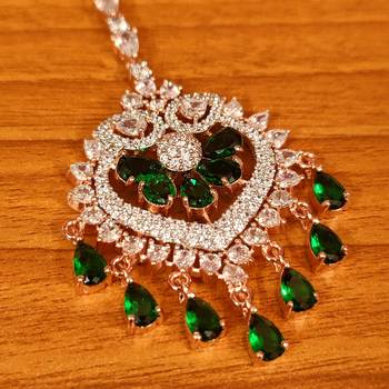 Green emerald  maang-tikka 2