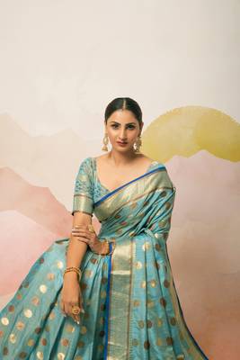 Sky blue woven silk saree with blouse 4