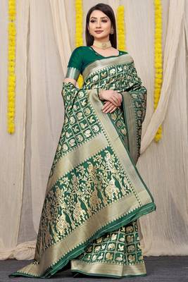 Green Woven Patola Saree With Blouse 2