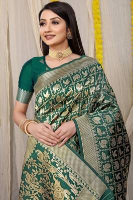 Green Woven Patola Saree With Blouse 4