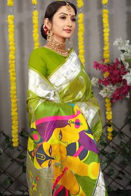 Green woven paithani silk saree with blouse 4