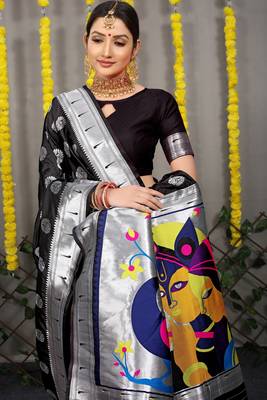 Black woven paithani silk saree with blouse 3