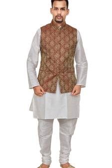 Mag Men's White Matching silk Kurta Churidhar With Maroon Waistcoat