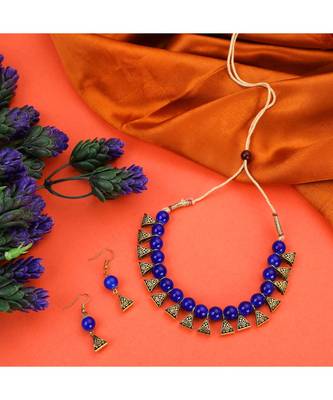 Stylish Sleek Necklace with Blue Beads And Antique Touch Pattern 1