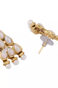 Gold Plated Tear Drop Shaped Pearls Studded 2 Line Jewellery set with Stud Earrings