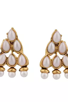 Gold Plated Tear Drop Shaped Pearls Studded 2 Line Jewellery set with Stud Earrings