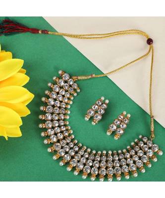Gold Plated Round Shaped Stone Pearls Studded 3 Line Jewellery set with Stud Earrings 1