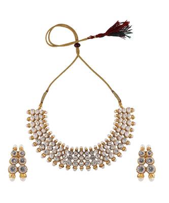 Gold Plated Round Shaped Stone Pearls Studded 3 Line Jewellery set with Stud Earrings 2